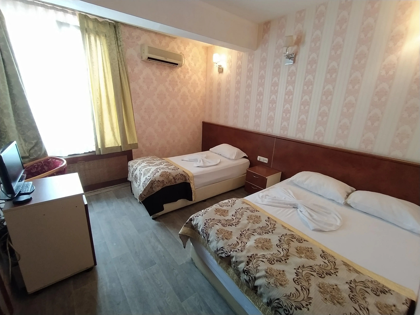Turvan Hotel