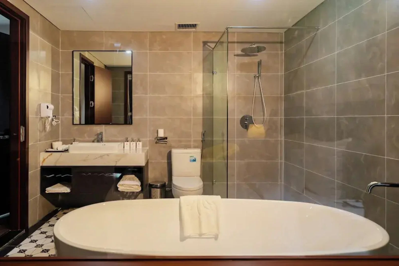 Belliss Hotel And Spa