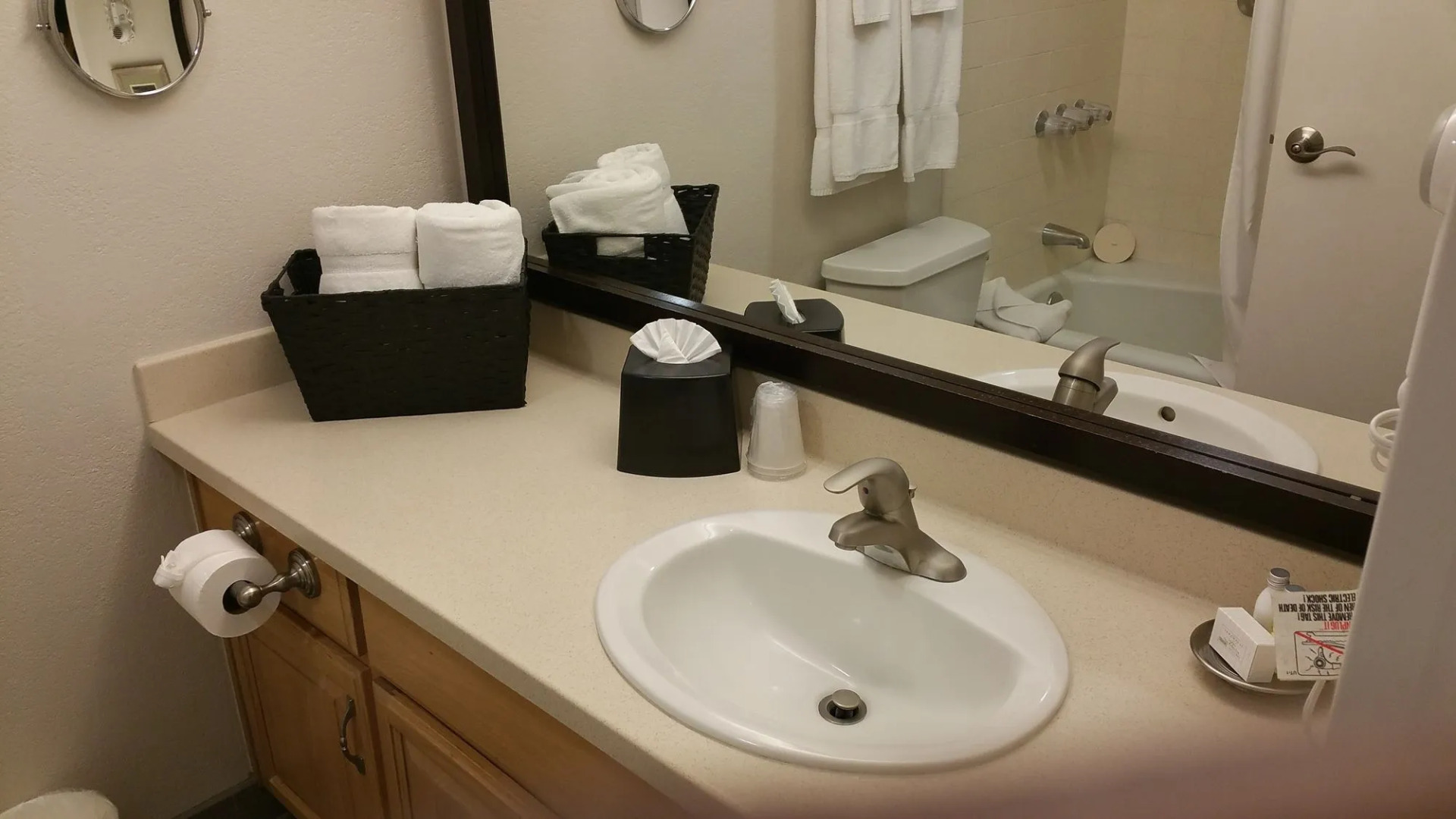 GetAways at Palm Springs Tennis Club