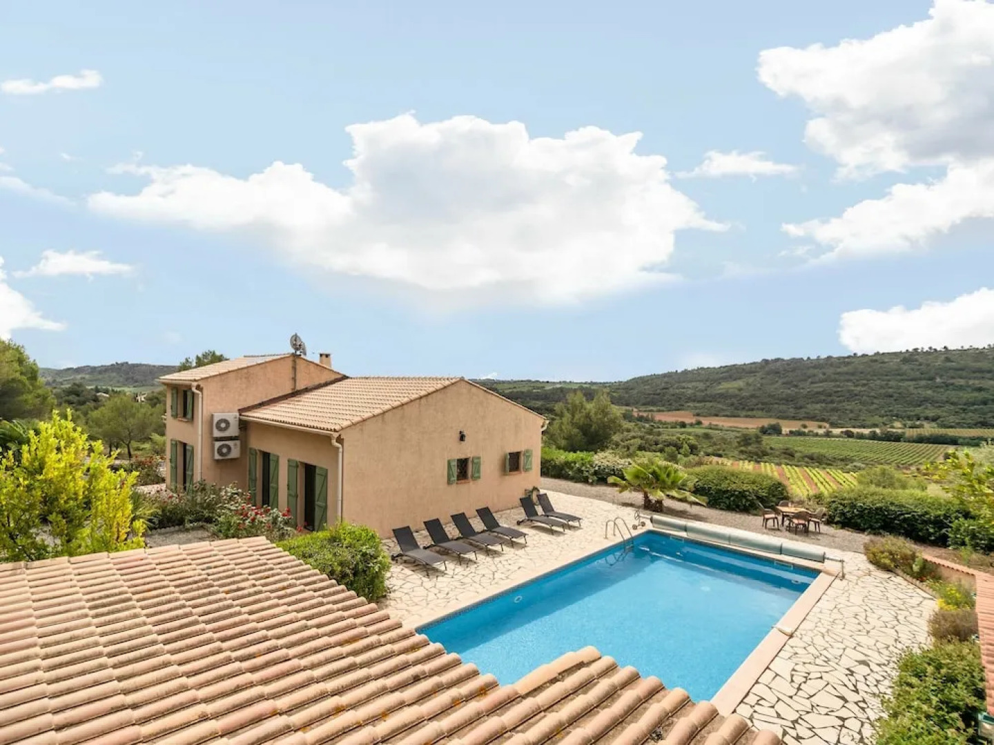 Appealing Villa in Cébazan With Private Swimming Pool