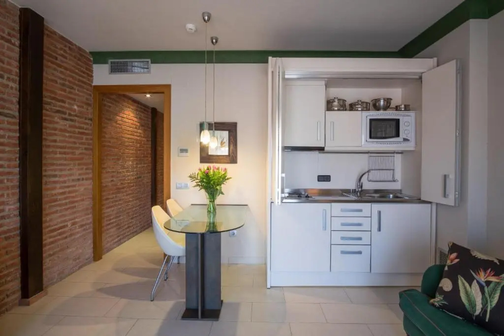 Apartamentos Sant Jordi Montbrio