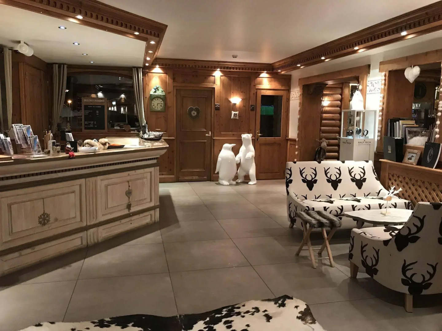 Hôtel Les Campanules by Les Etincelles