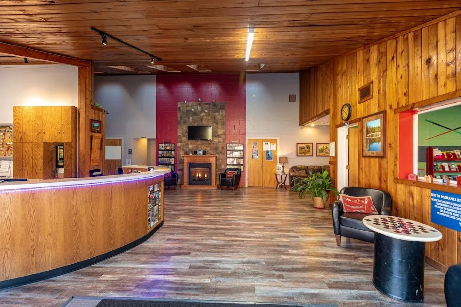 Crown Resorts at Lake Tansi