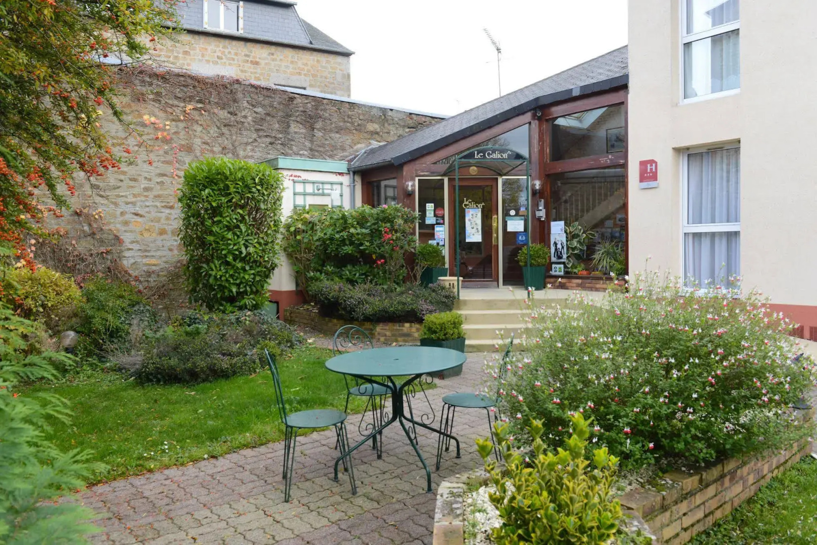 Best Western Flers Centre Gare