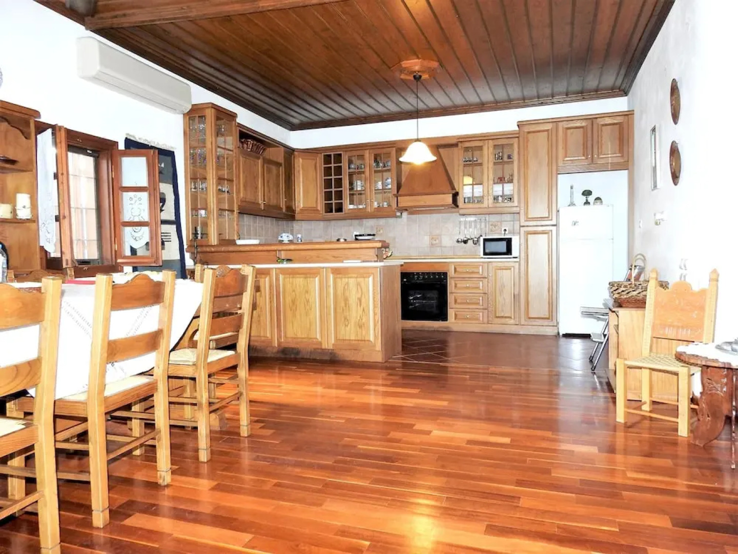 House With 4 Bedrooms in Volos, With Wonderful sea View, Furnished Ter