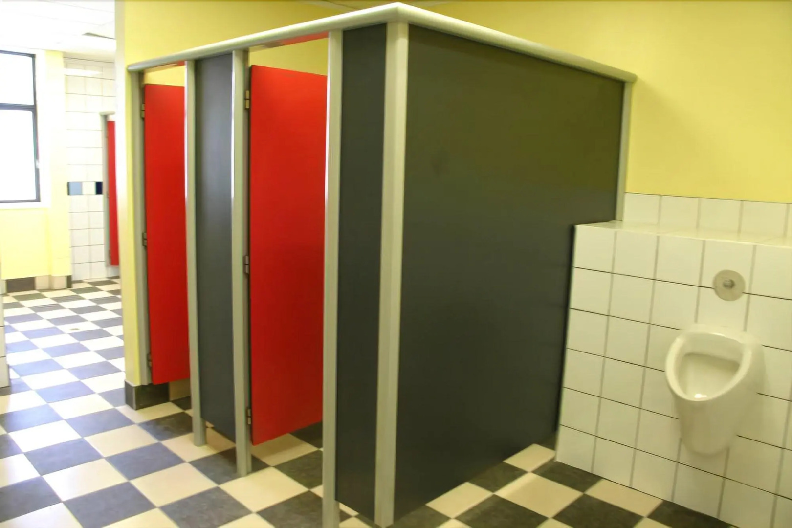 Silverfern Backpackers