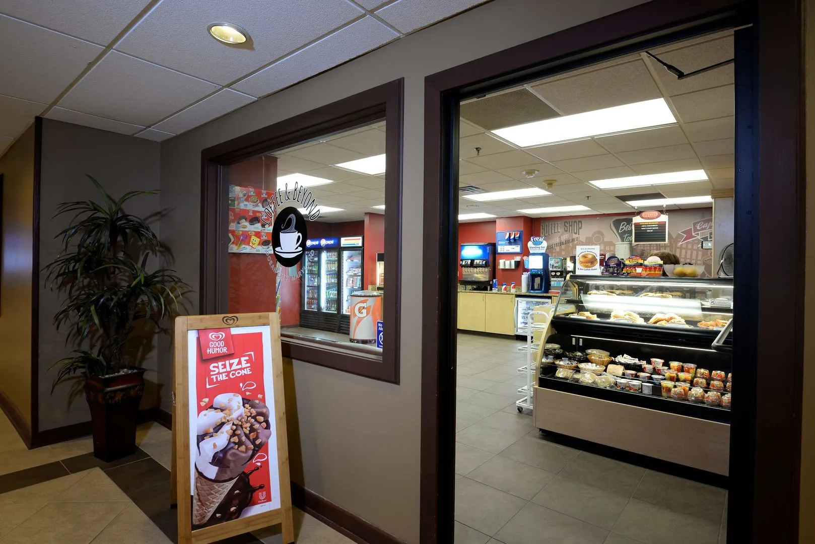 Marigot Beach Suites