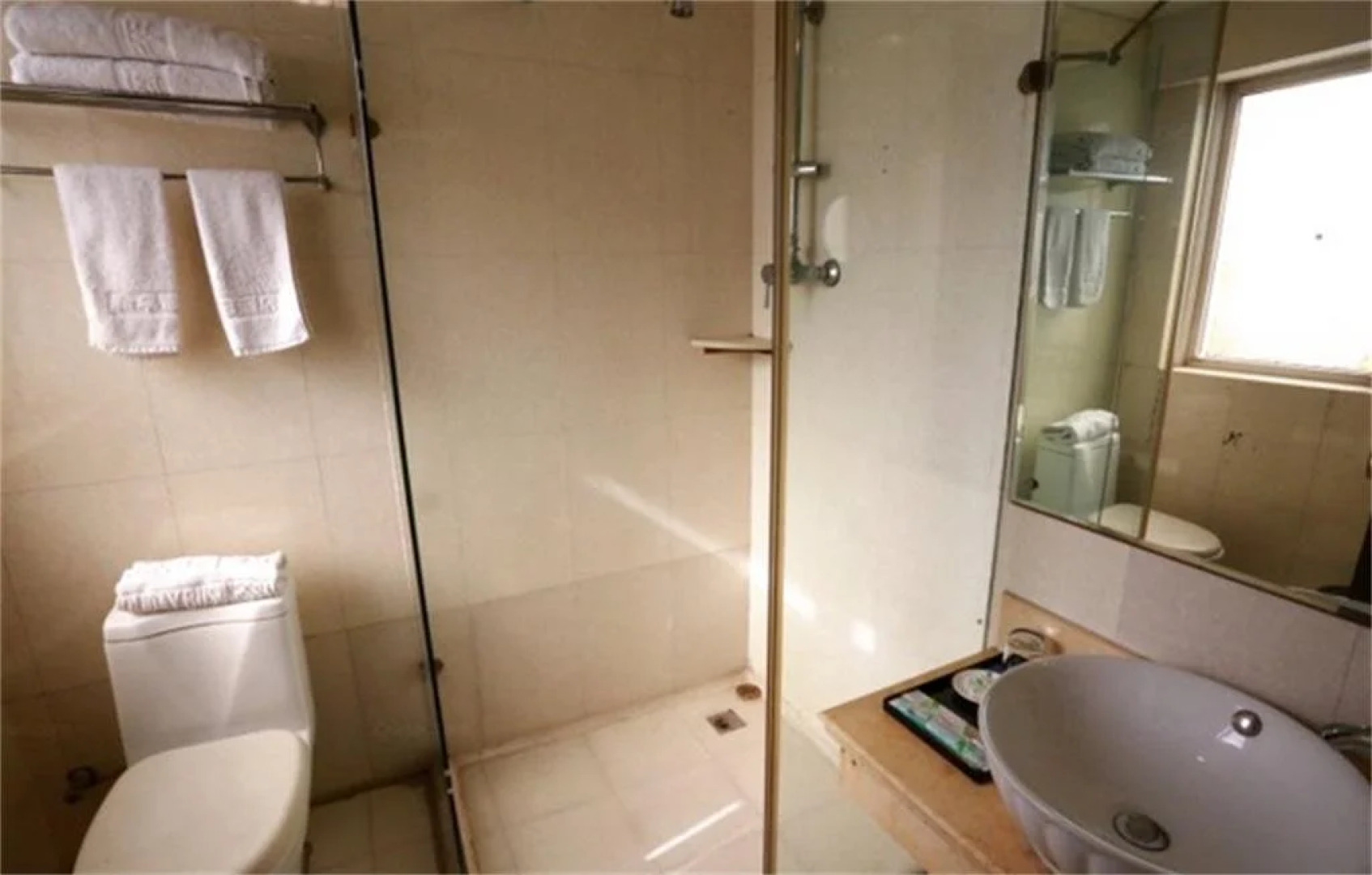 Pai Hotel Bengbu Train Station