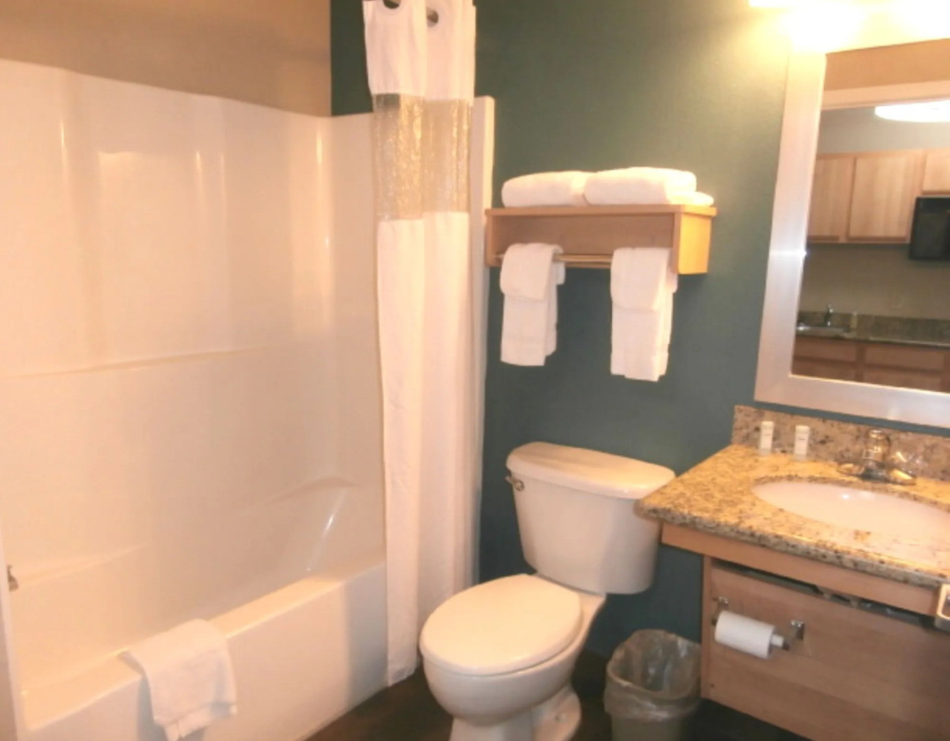 Studio 6 Lenexa, KS - Overland Park