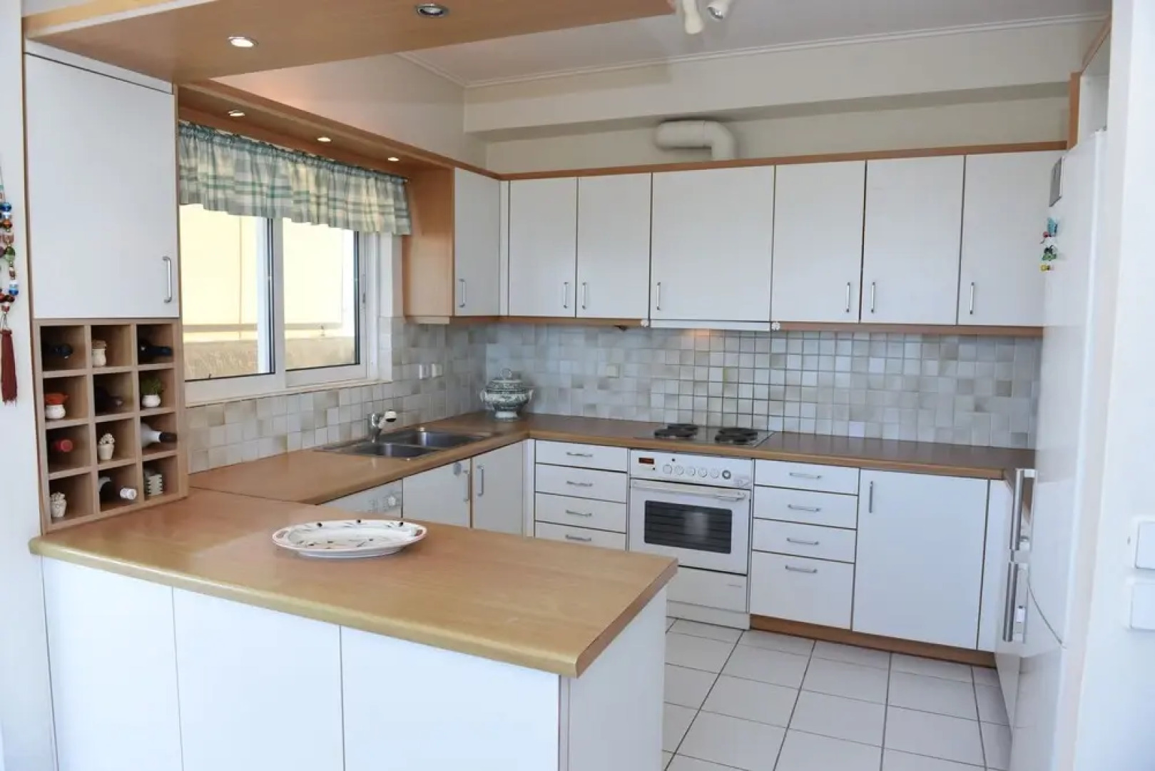 Top Floor With Stunning 360 View