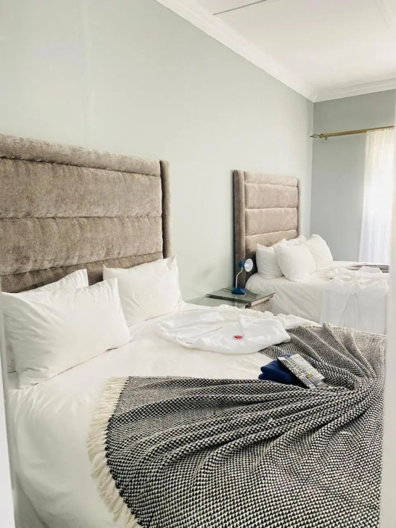 President Guest Lodge