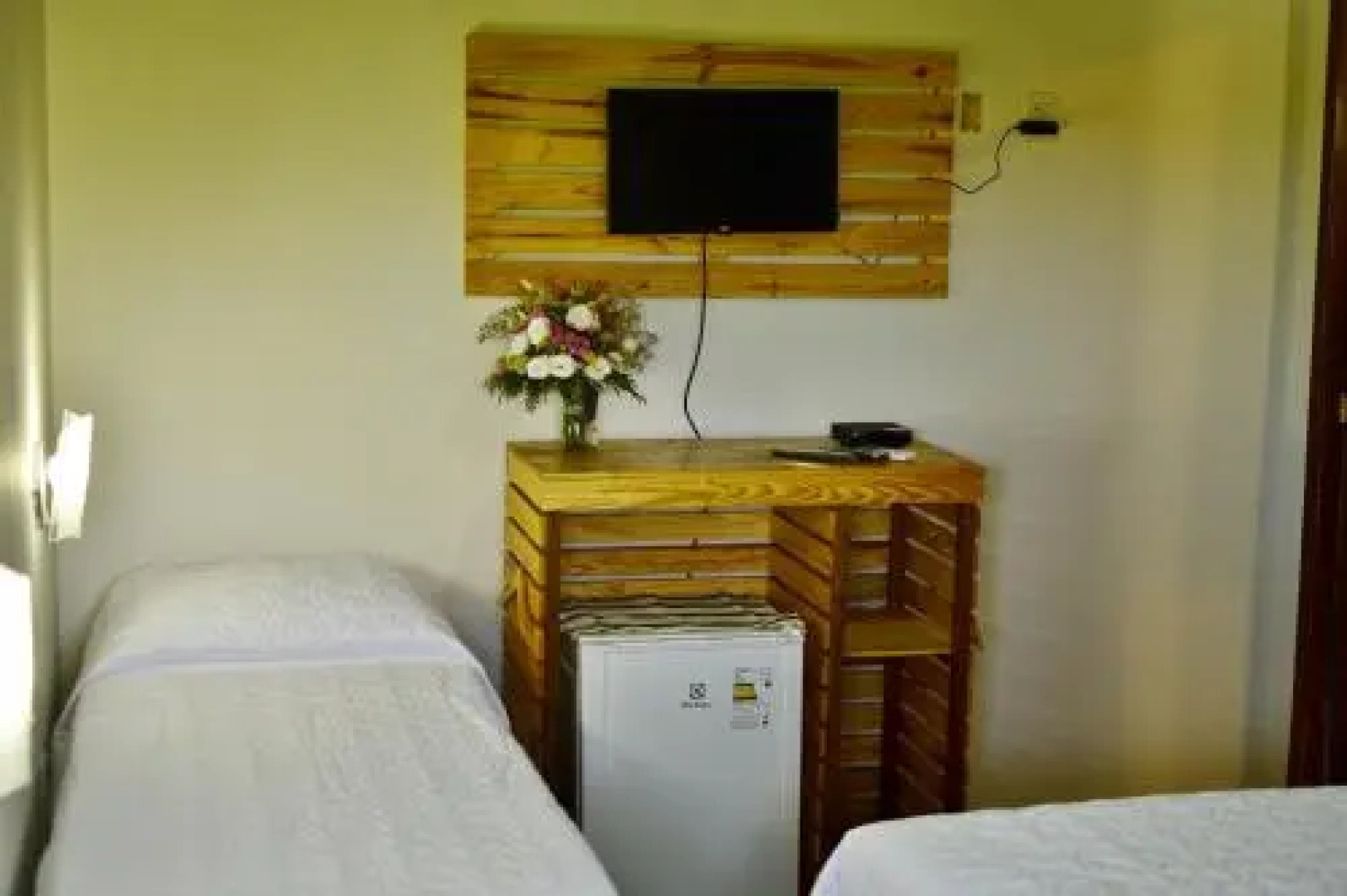 Casas Noronha Boldró Home