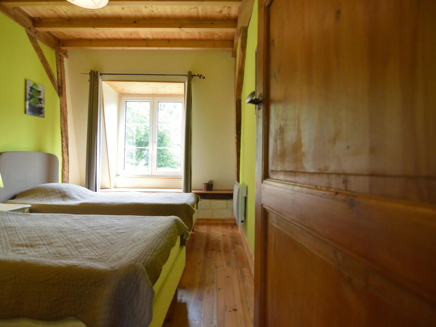 Middle House Listed as Historic Building Near Montreuil