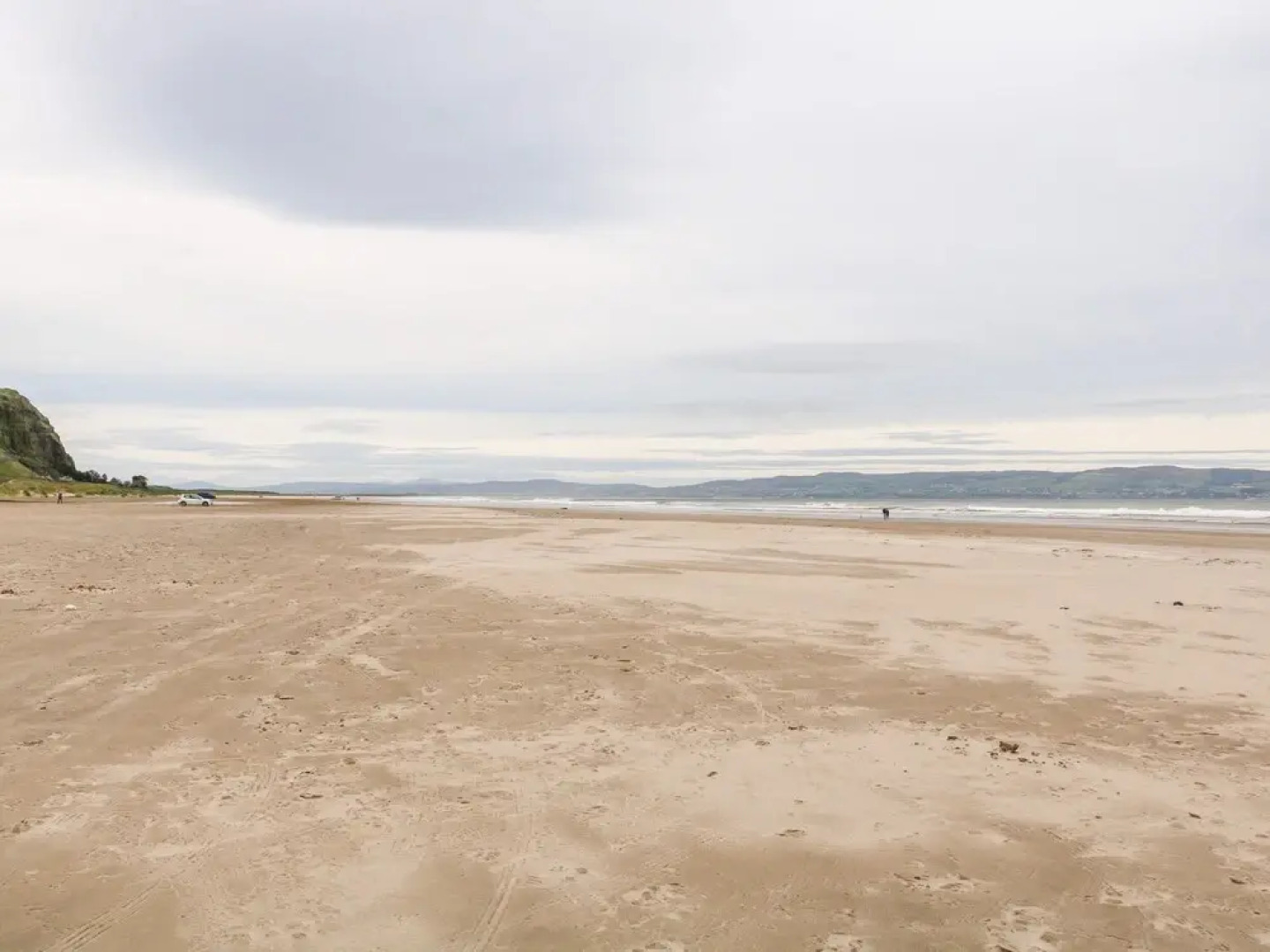 Beachside and Golf Apartment