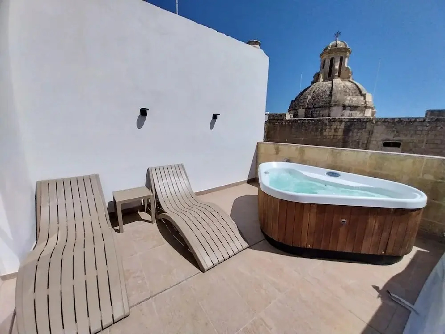 Pjazza Suites Boutique Hotel