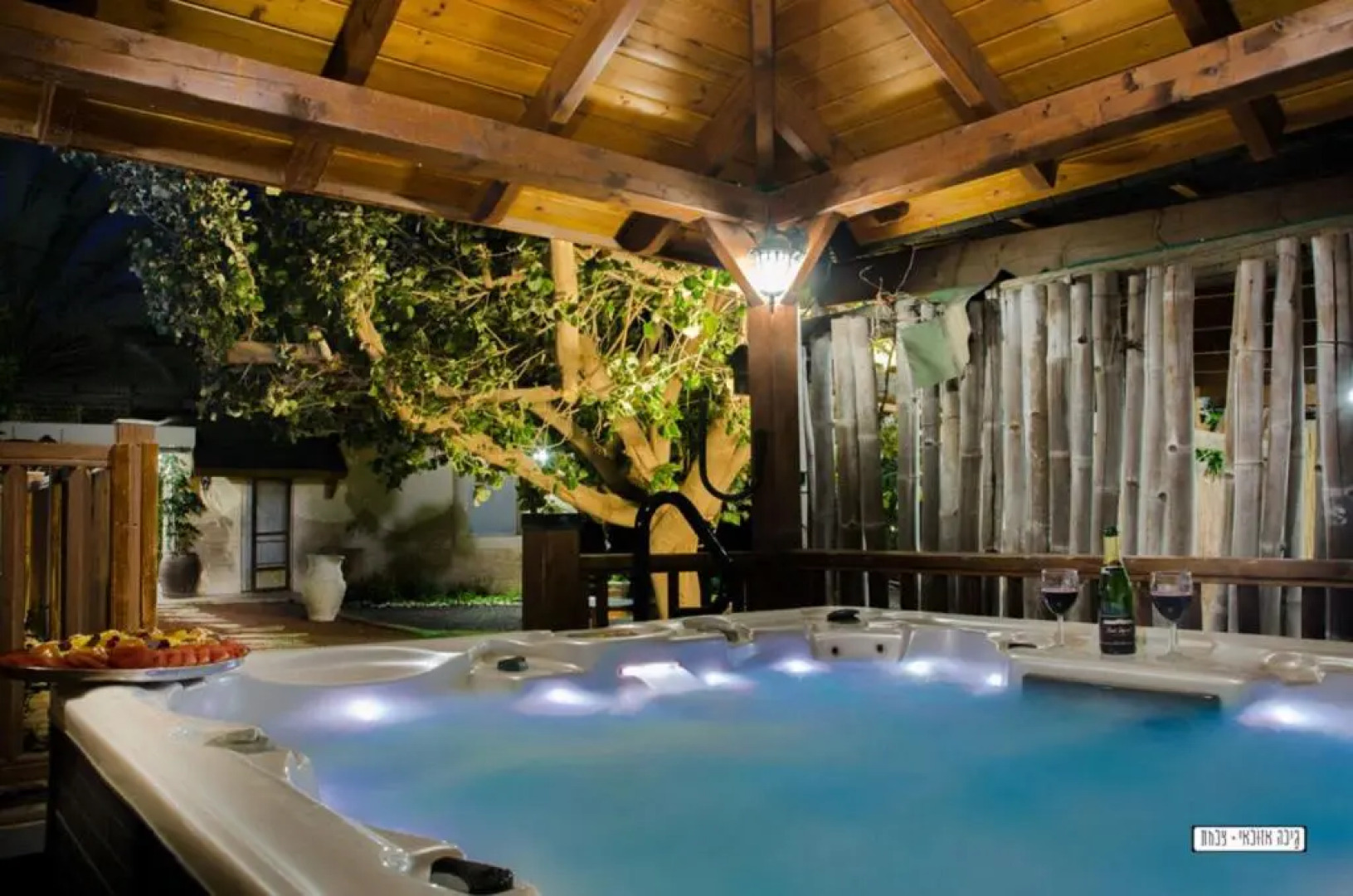 Moon Light Yavneʼel