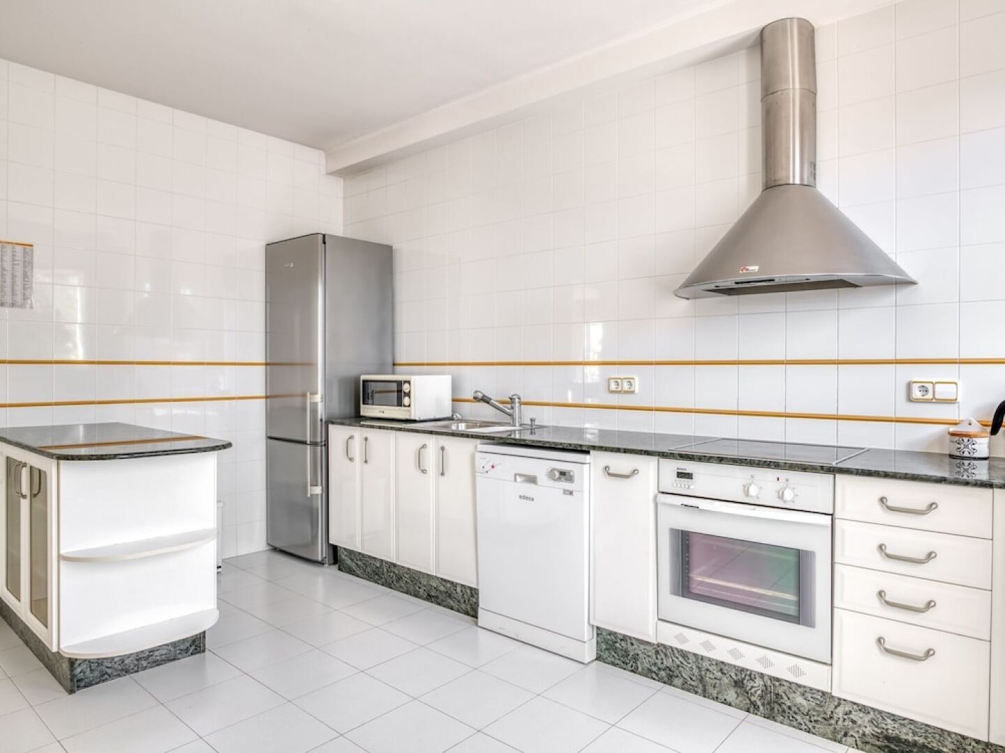 Exotic Villa in Roda de Barà with Private Pool