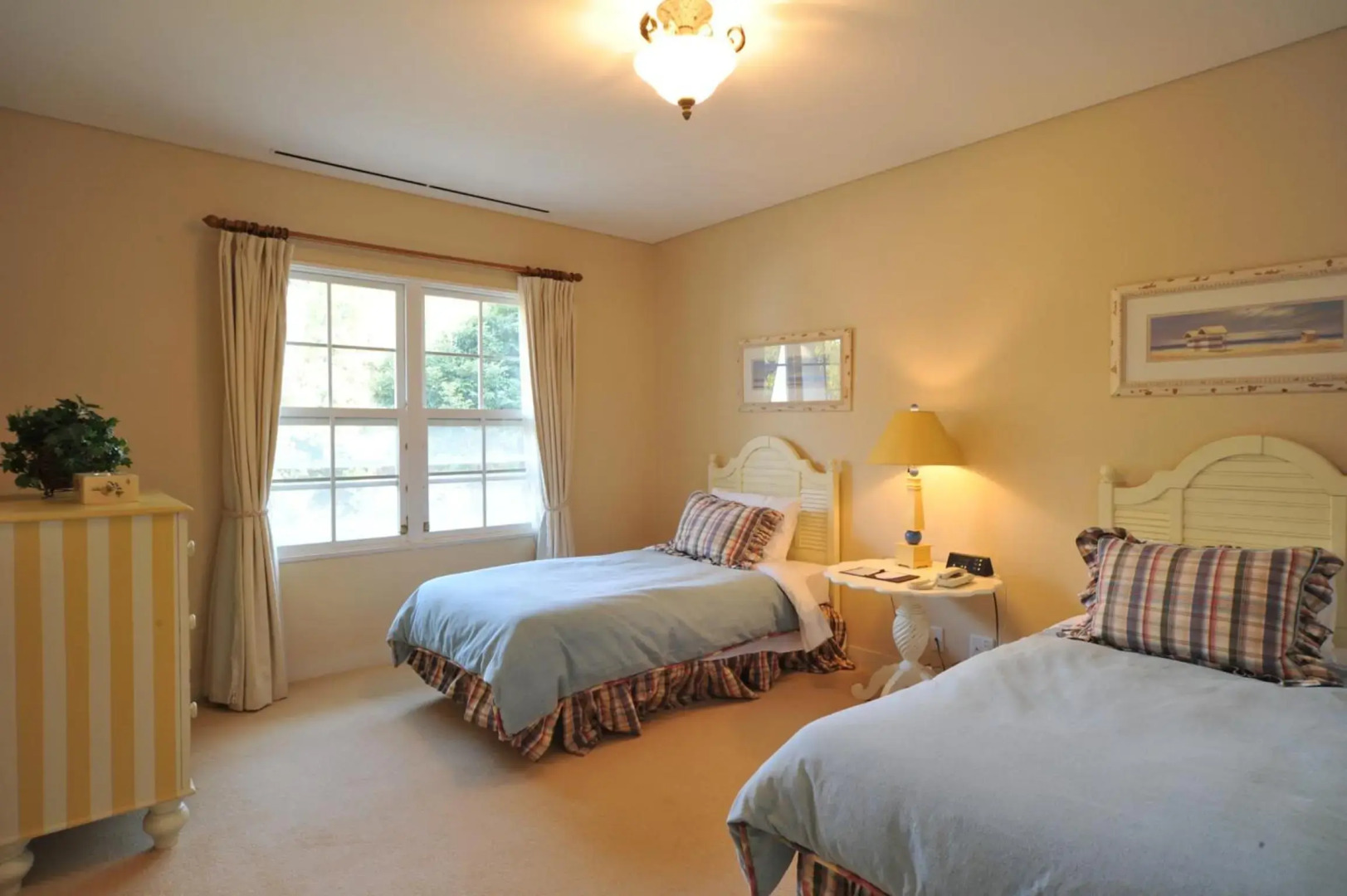 Resort Forest Hills Garden