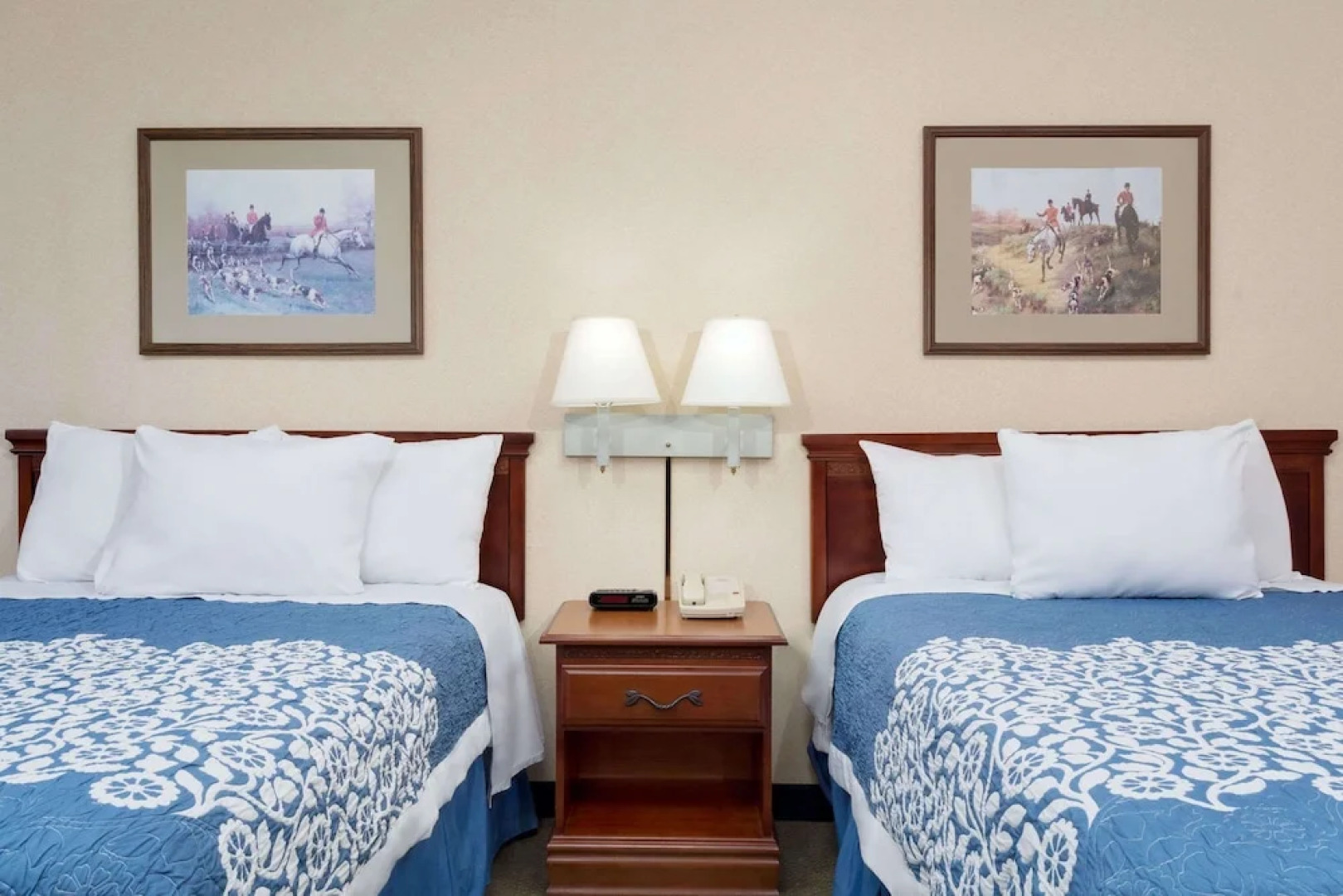 Days Inn West Liberty