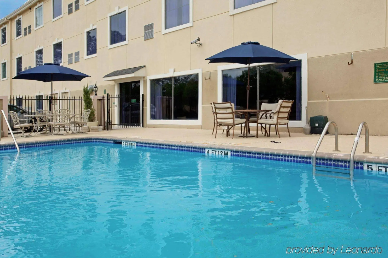 Comfort Inn & Suites IAH Bush Airport – East