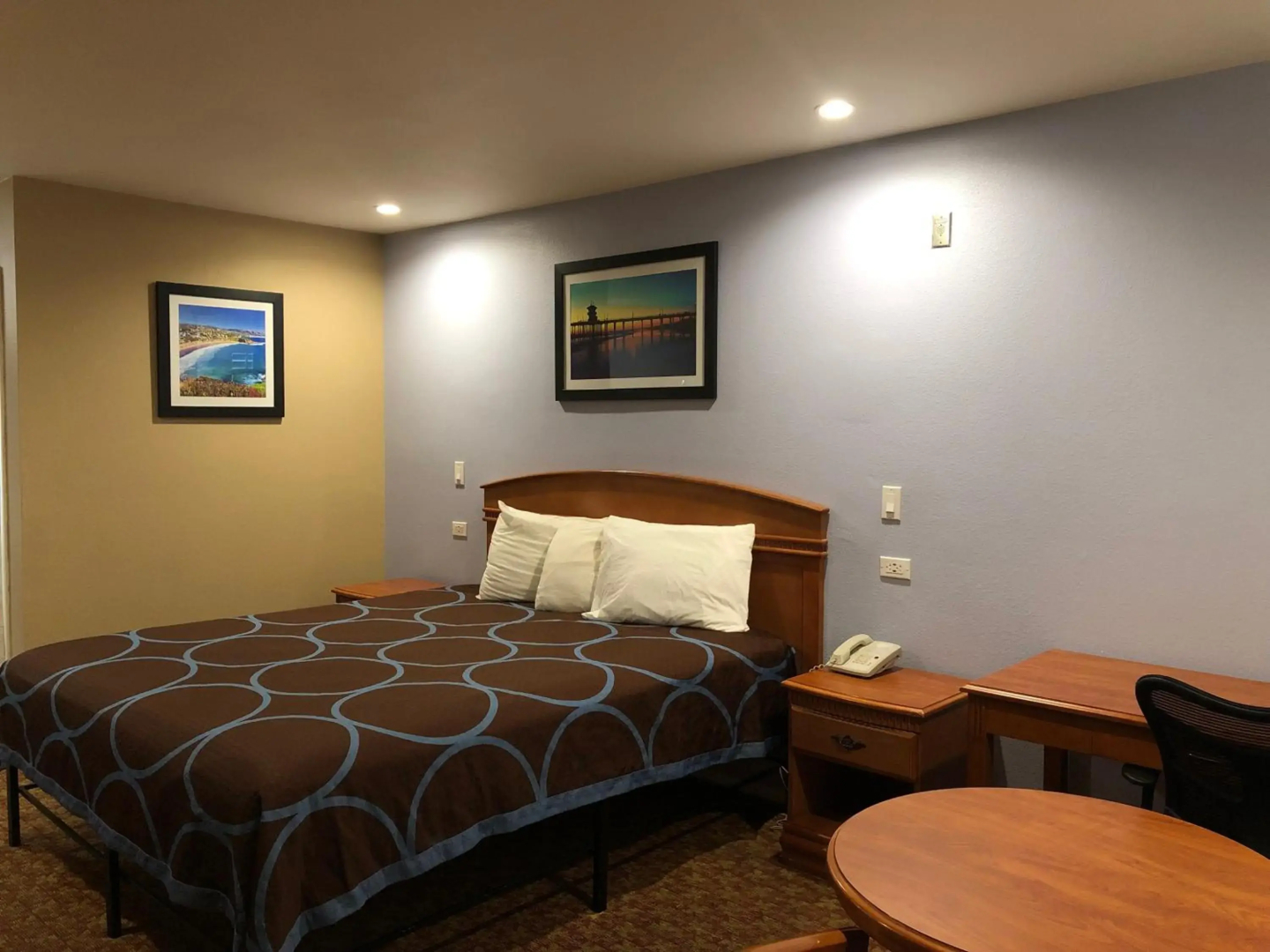 Orange Tustin Inn