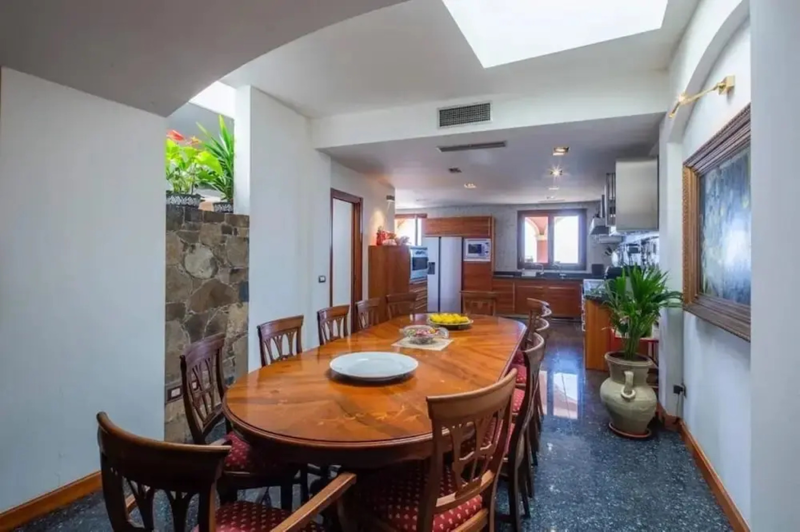 Villa Paradise-sleeps 20-pool-sea Views-pets