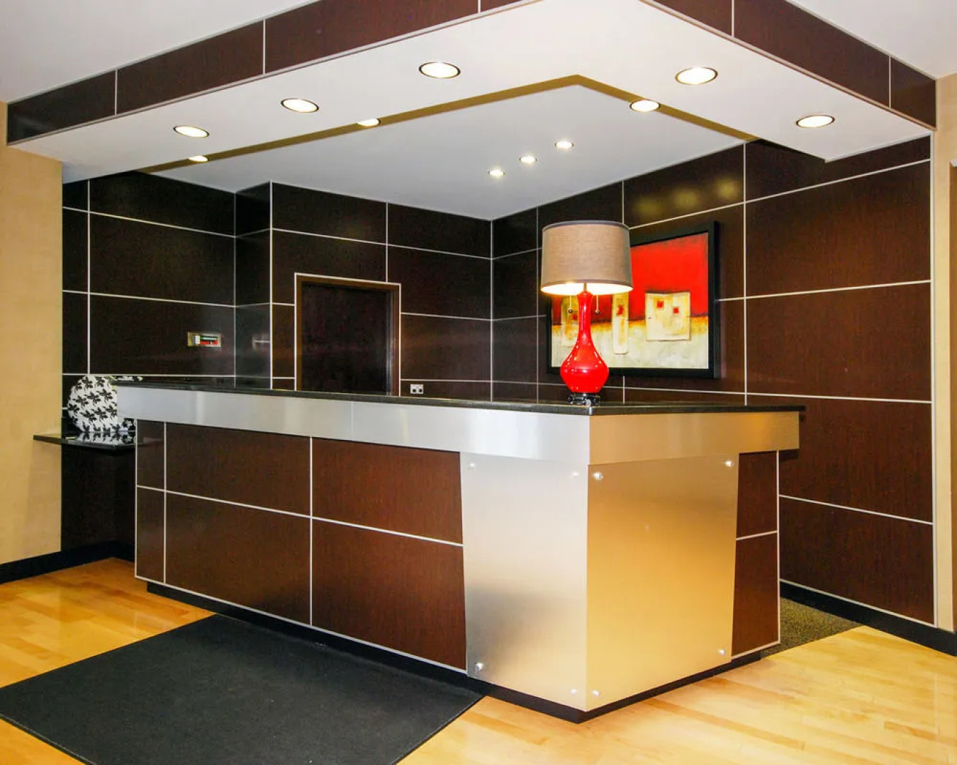 Cambria Suites Akron/Canton Airport