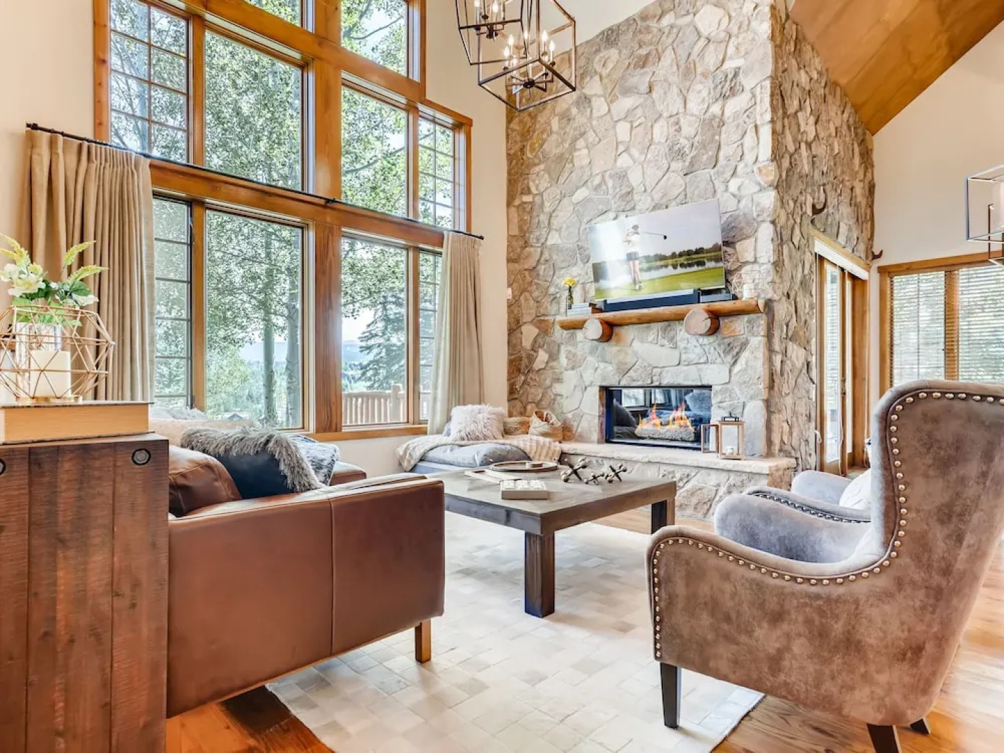 28953 Cathedral City - 5 Br Home