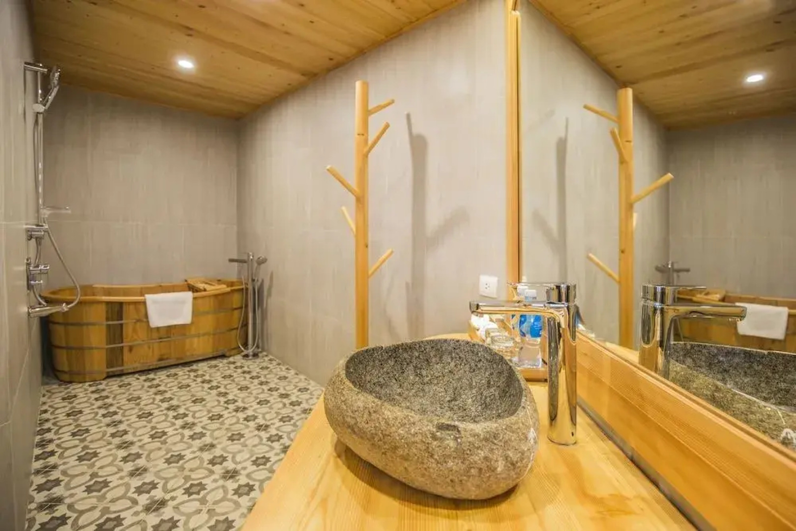 Le Champ Tu Le Resort Hot Spring & Spa