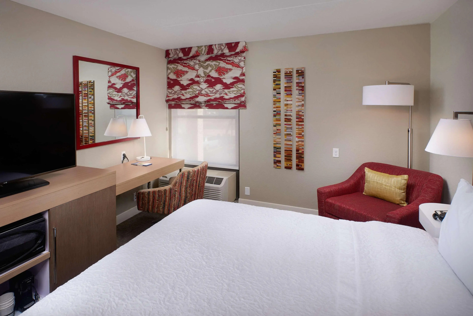 Hampton Inn & Suites Phoenix/Scottsdale on Shea Boulevard
