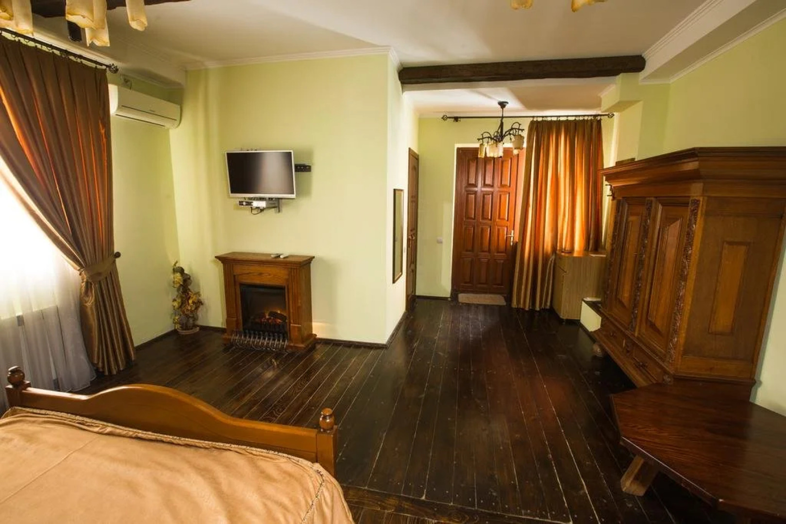 Отель Magnat Lux