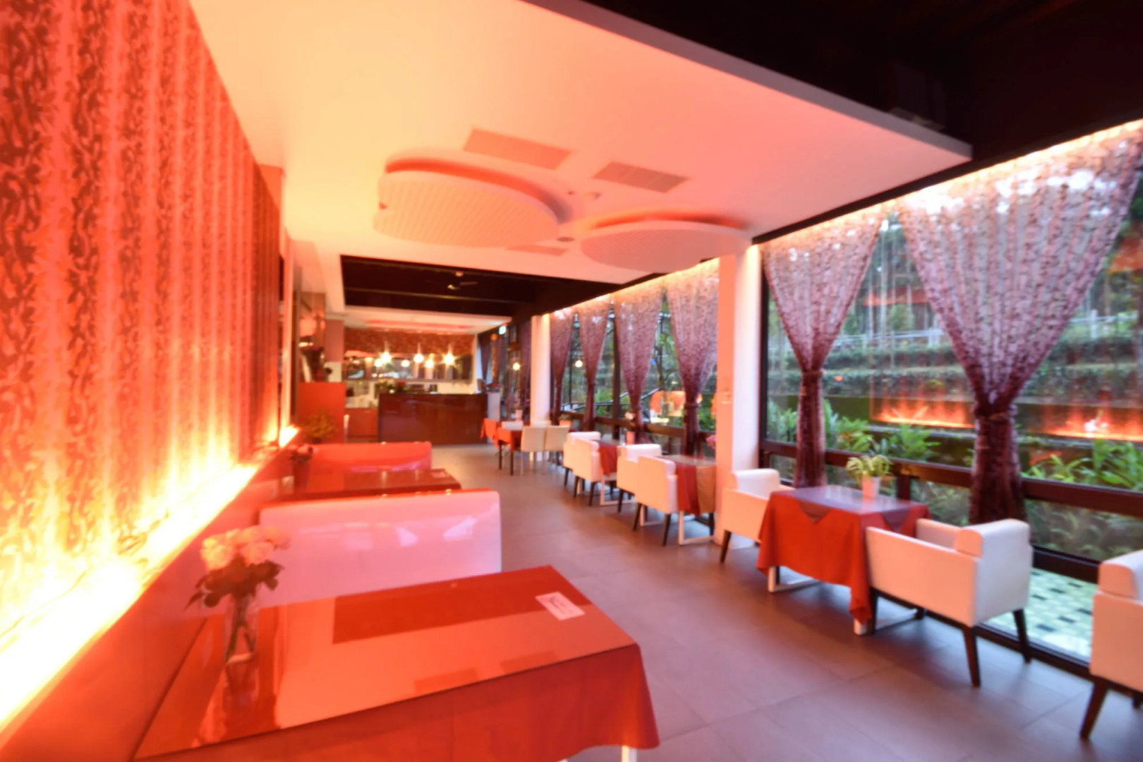 Full House Bed and Breakfast