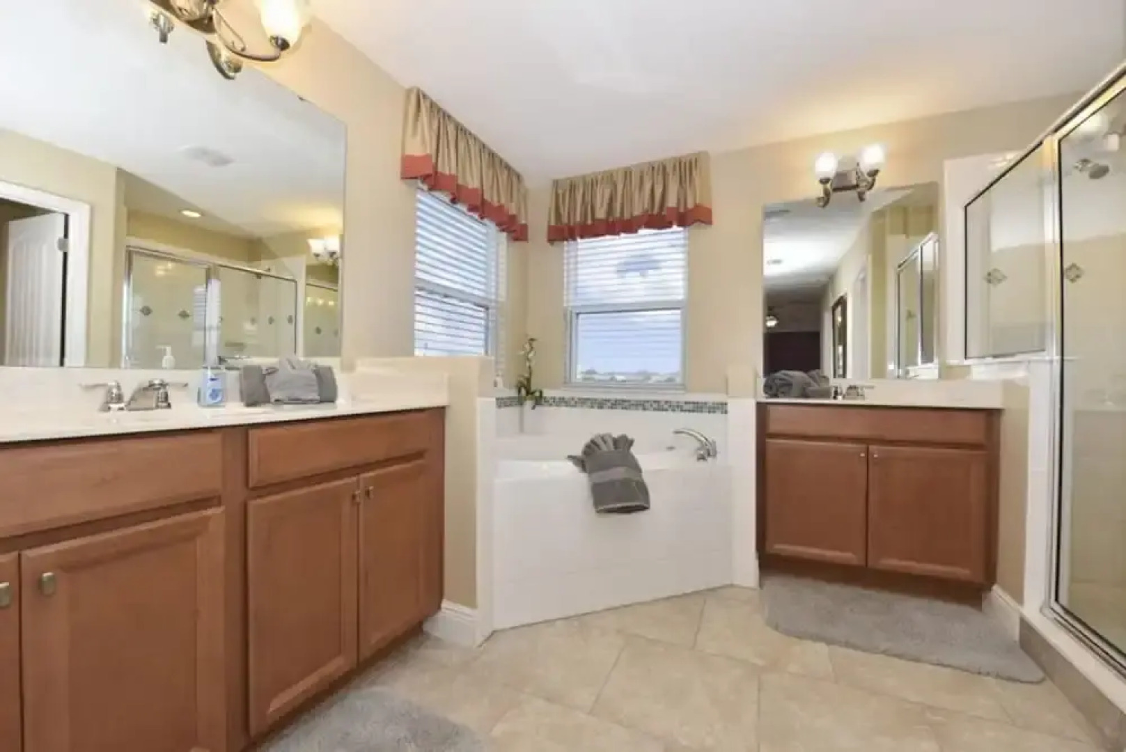 Solterra - 4187 Oaktree By Fairytale VR