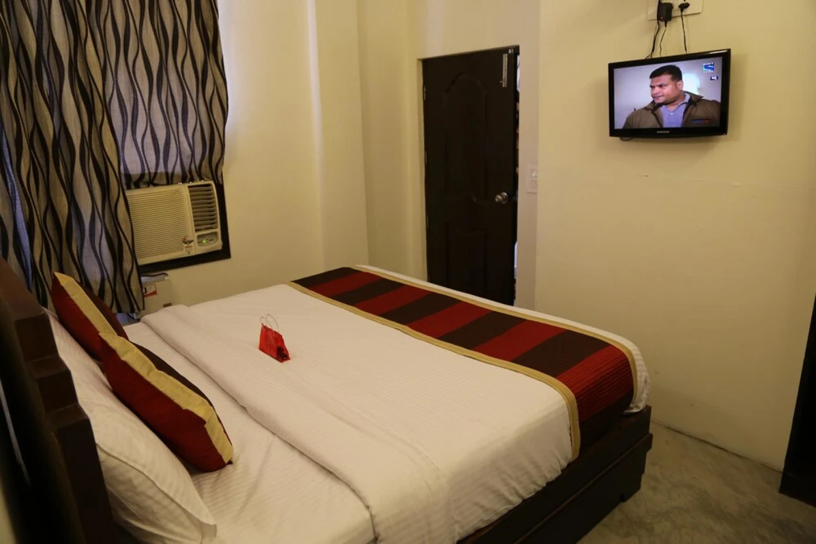 OYO 1234 Hotel Neelkamal