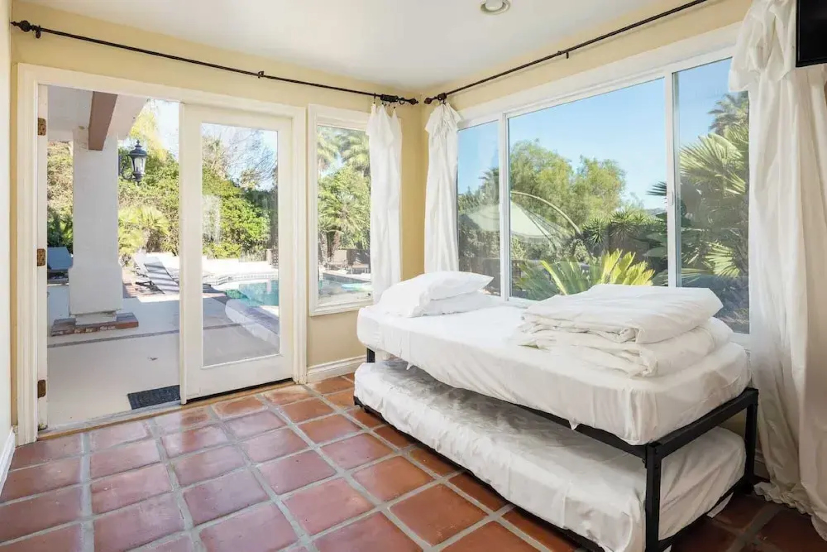 Private Estate w/ Pool, Hot Tub & Tennis Court Near Encinitas The Ranch by Avantstay