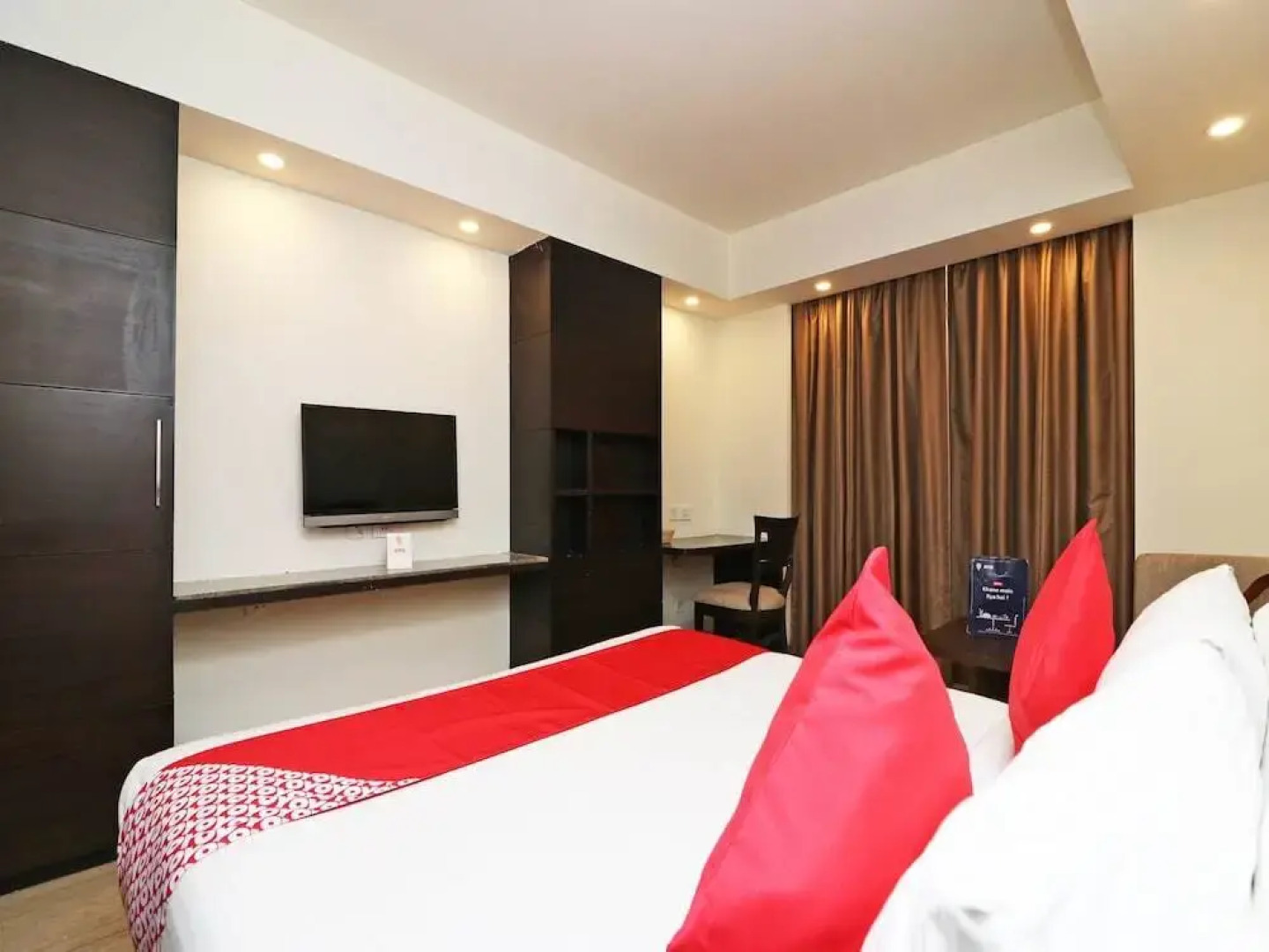 Capital O 2642 Skyline Hotel