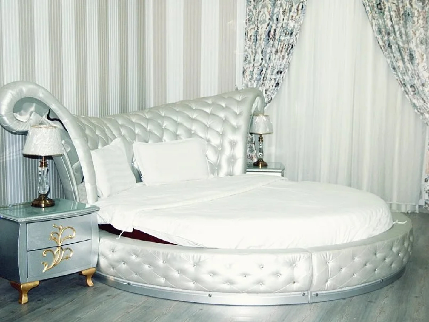 Al Nabarees Al Raqi Furnished Units