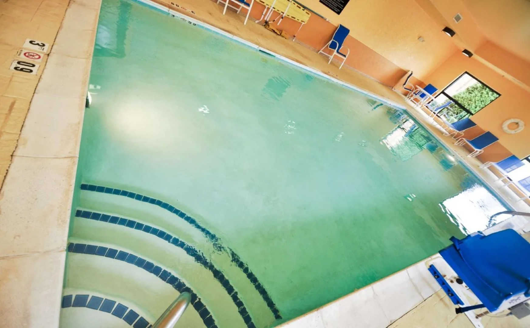 Hampton Inn & Suites Louisville East