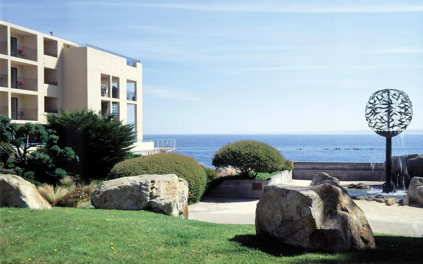 Monterey Bay Inn