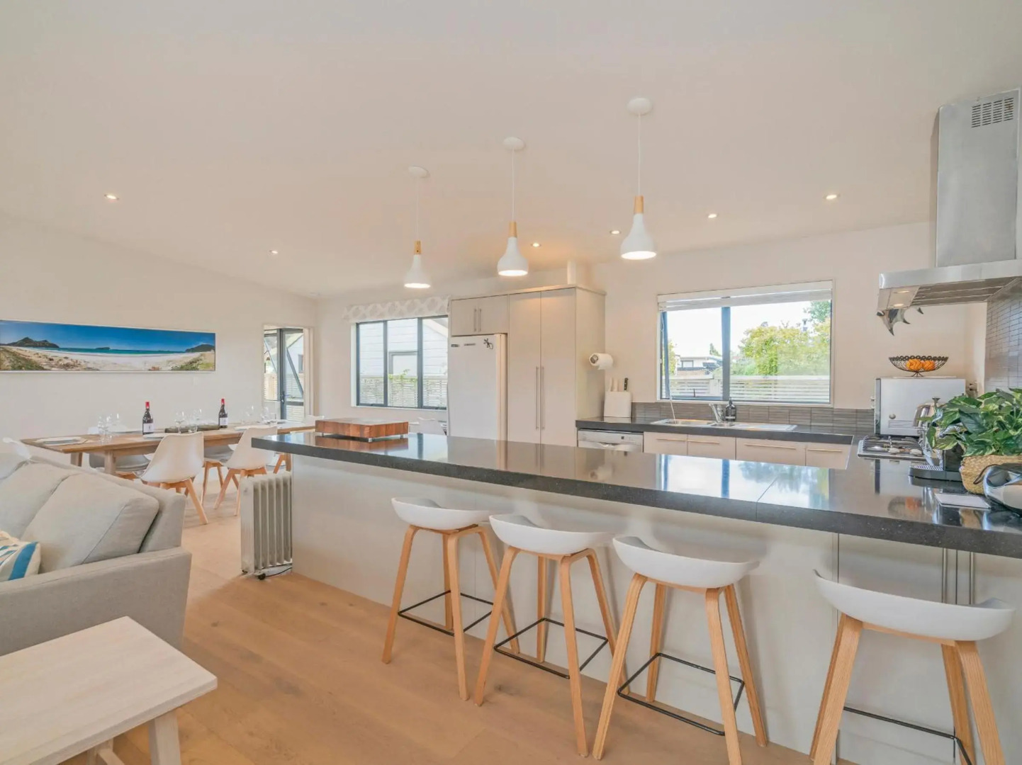 Upsides and Good Vibes - Pauanui Holiday Home