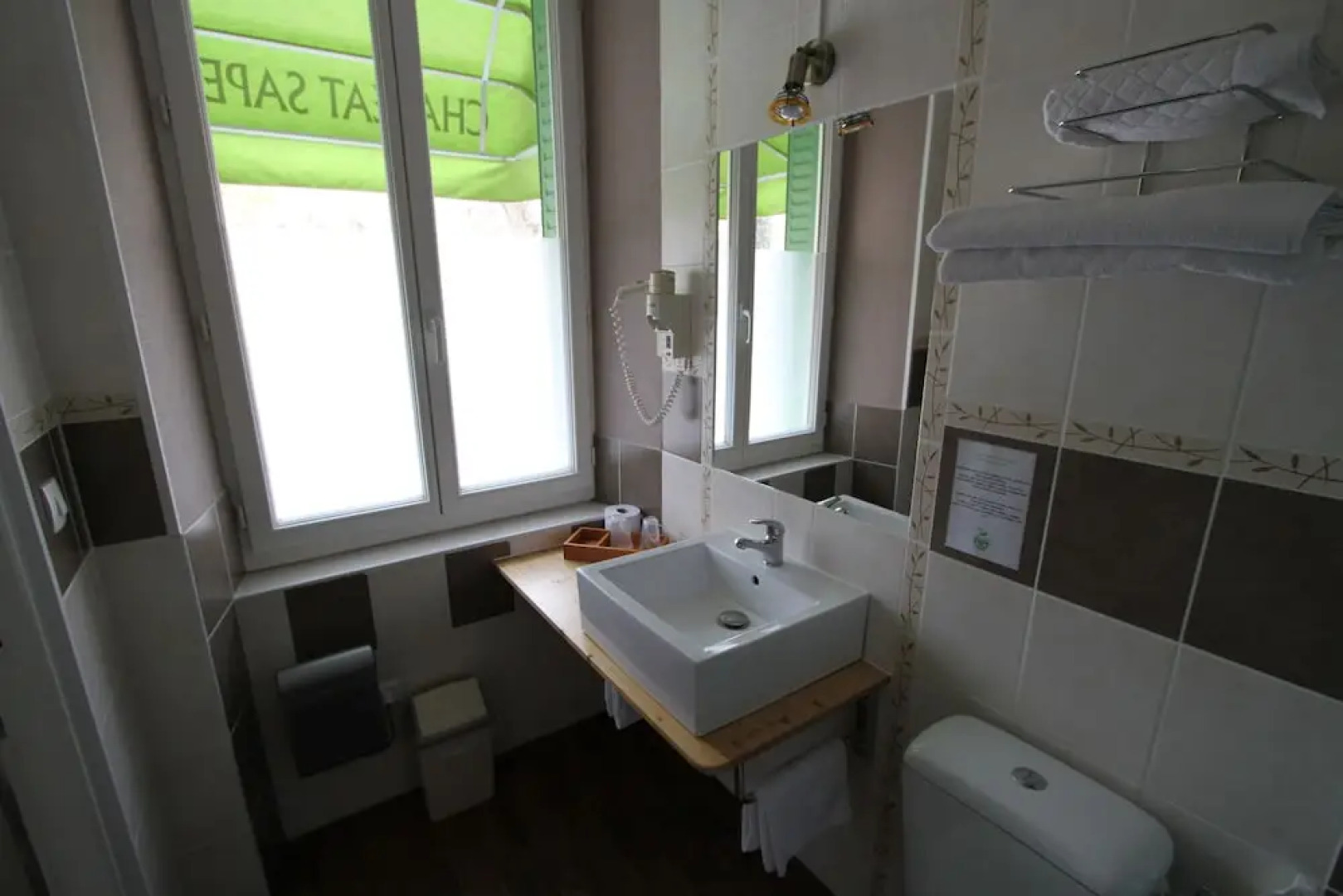 Hôtel Restaurant Chaléat Sapet