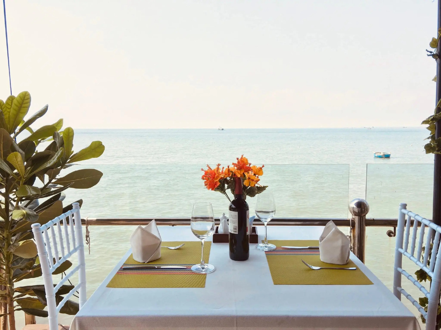 Valley Mountain Hotel