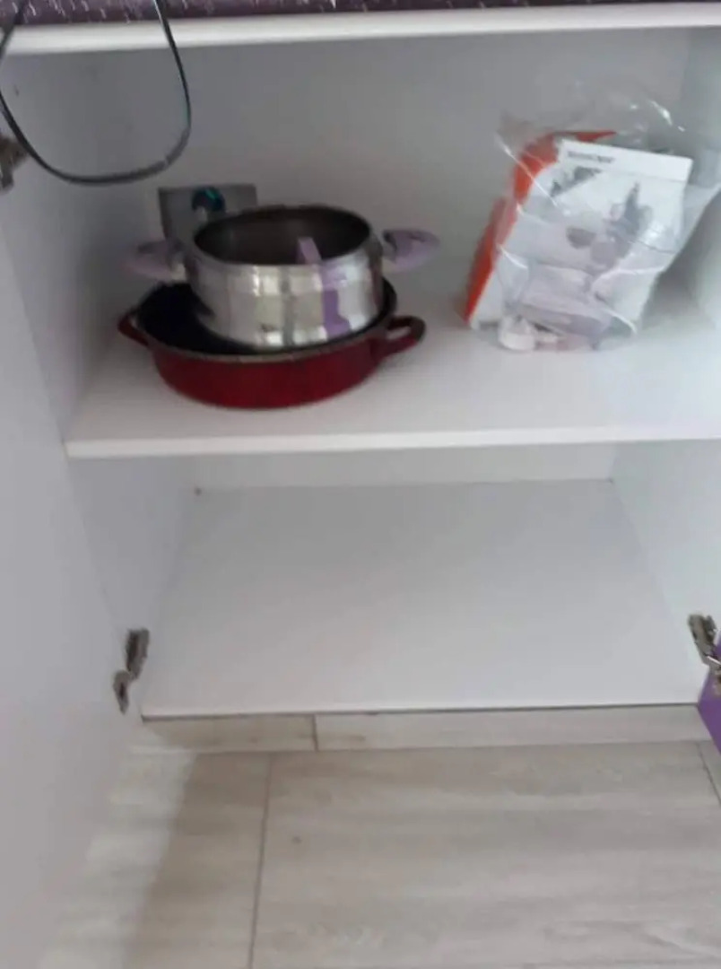 Inviting 1-bed House in Roșu