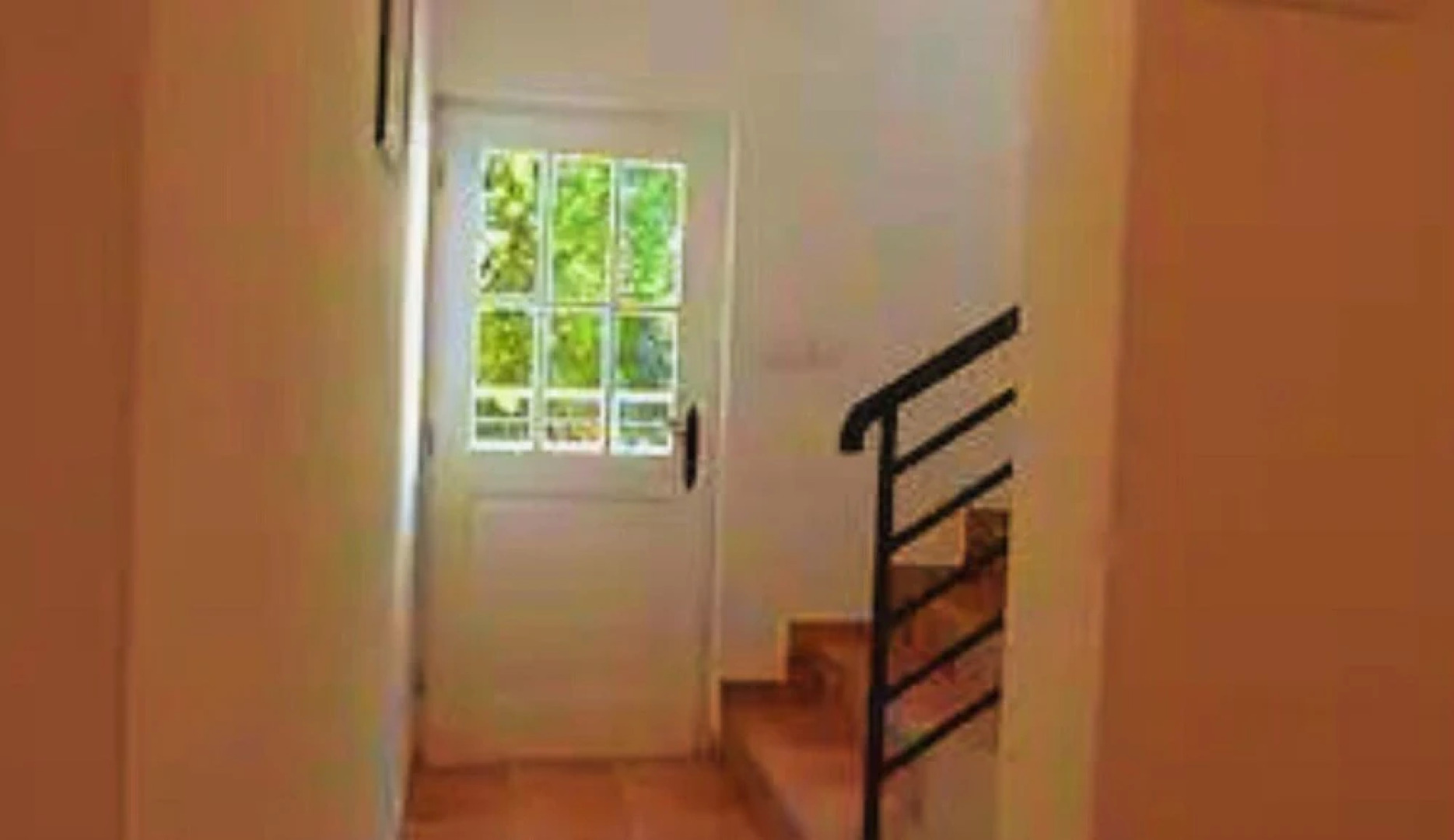 Superb Breathtaking Views 3bedroom All Day Sun