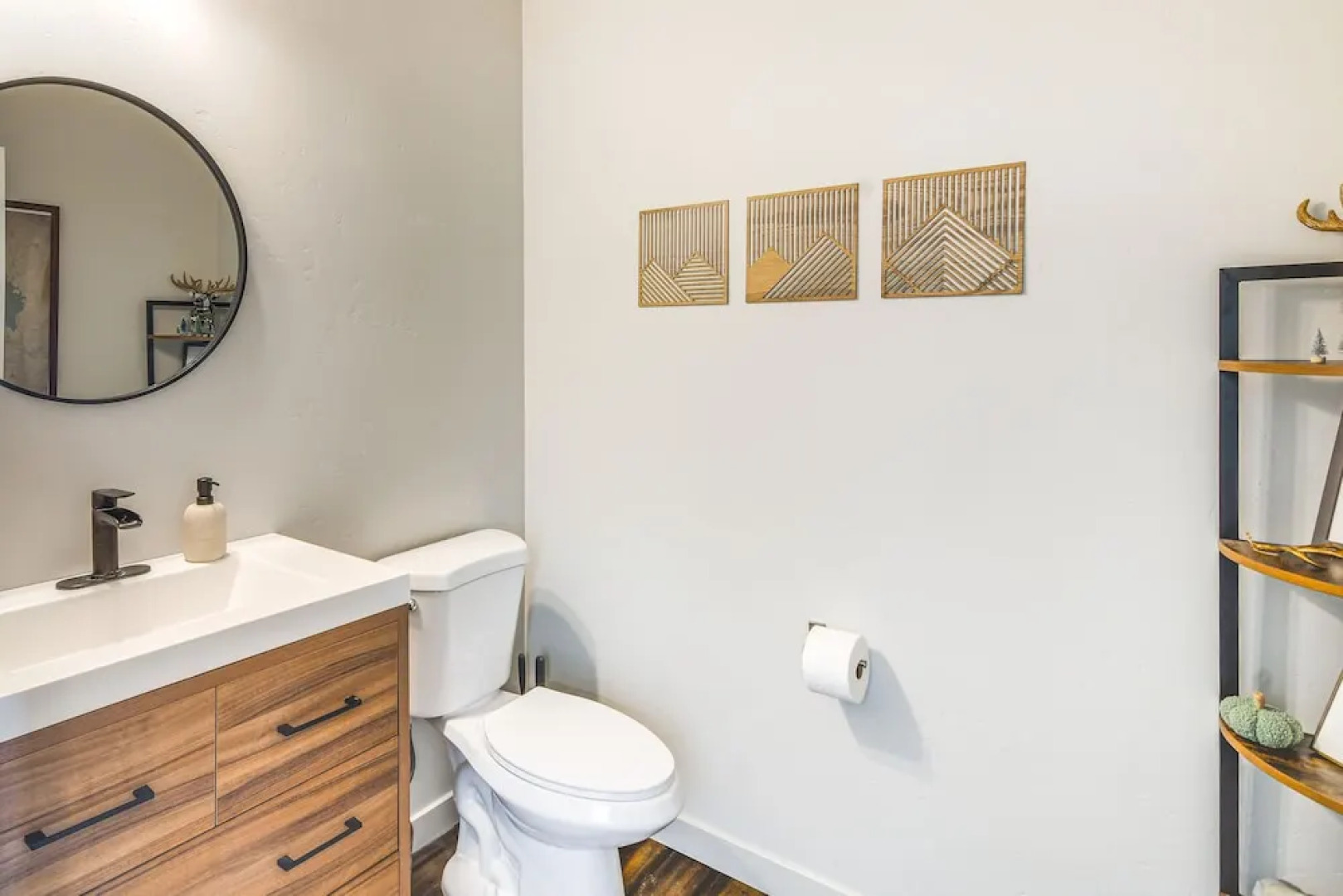 Granby Retreat w/ Community Pool: Ski-in/ski-out!