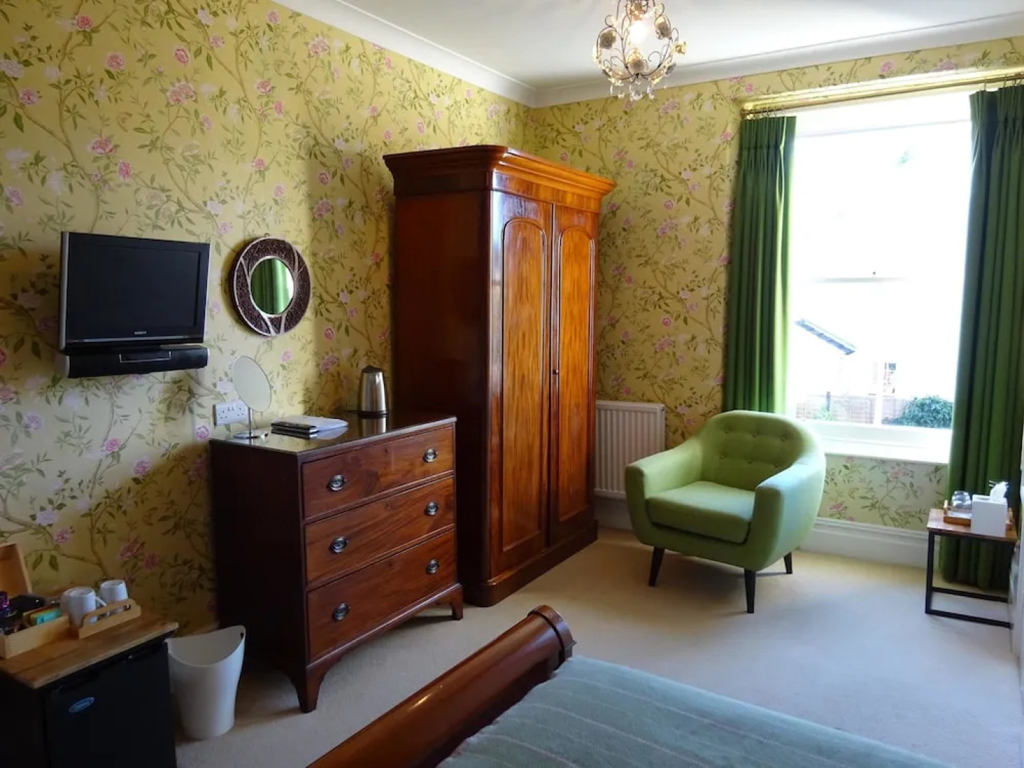 Yeoman's Acre Bed & Breakfast