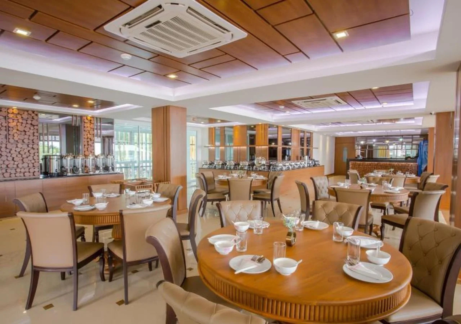 Saint Tropez Beach Resort Hotel