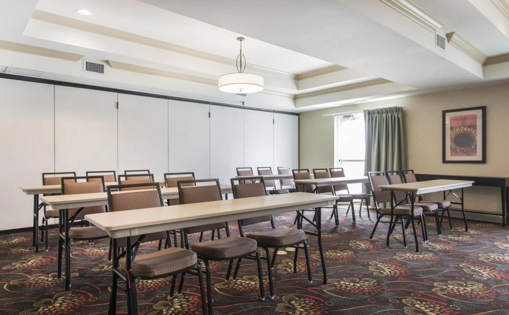Holiday Inn Express Hotel & Suites Cullman by IHG