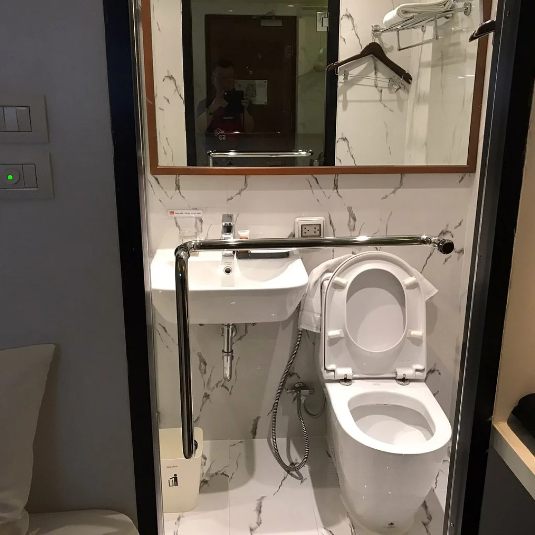 S Box Sukhumvit Hotel