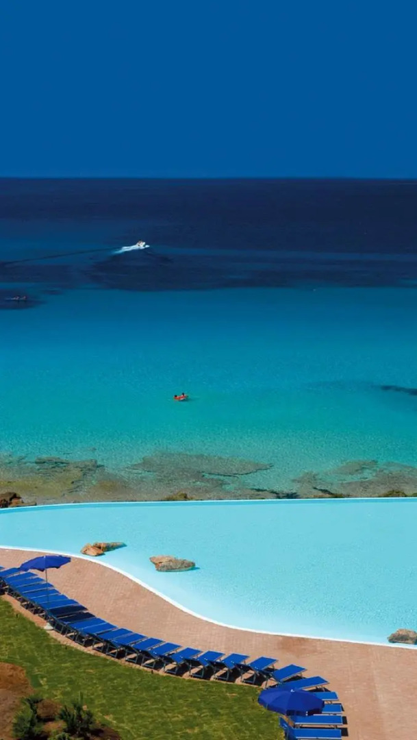 COLONNA GRAND HOTEL CAPO TESTA, a Colonna Luxury Beach Hotel, Santa Teresa Sardegna